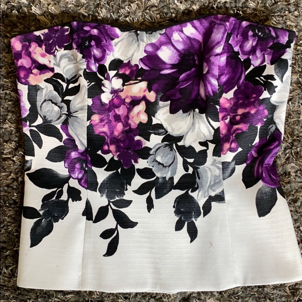 White House Black Market top